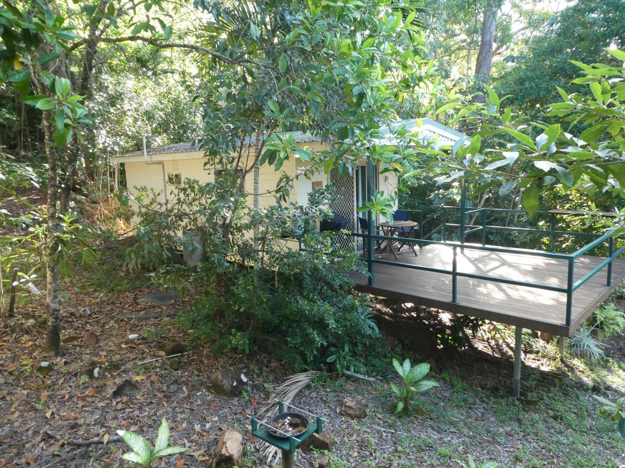 Vista Hinchinbrook Aparthotel Кардуел Екстериор снимка